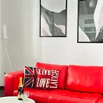 Appartamento Modern In The Heart Of Tirana