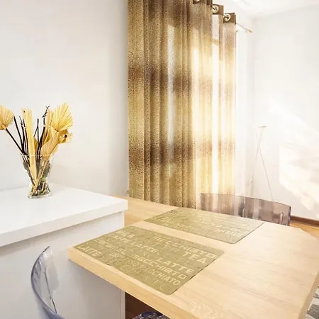 아파트 Modern In The Heart Of